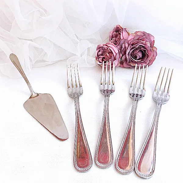 Pelle à gâteaux et lot fourchettes inox décor perlé poinçon et Nivella ROSTFREI