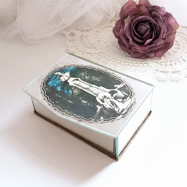 Boîte à bijoux miroir vintage souvenir de Lille des années 40/50 reflet d'antan