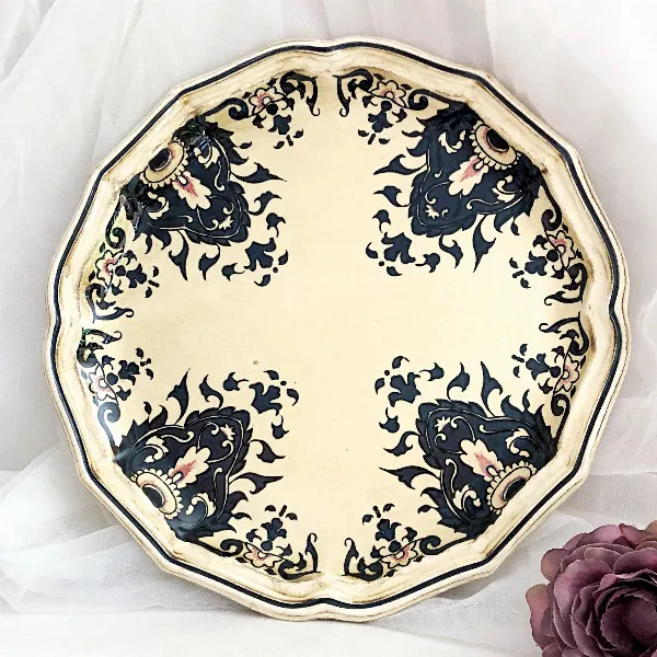 Assiette décorative faïence de Salins France  décor Quevilly  25,5 cm
