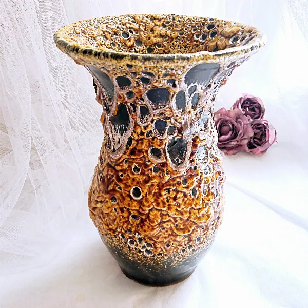 Vase tupilier Emeaux Miel fait main 22 cm style fat lava Vallauris vintage