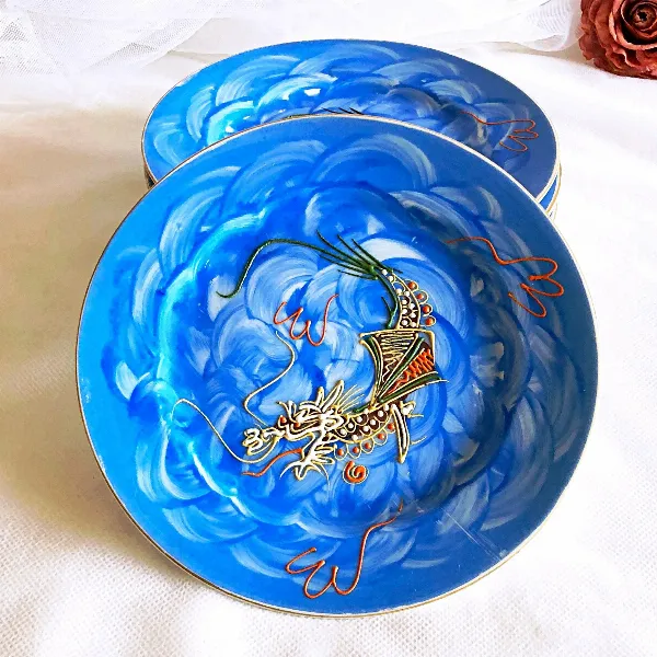 Lot de 6 Assiettes en Porcelaine Peintes à la Main Japon an 50