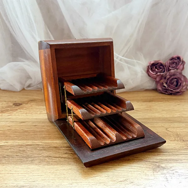 Boîte à cigarettes Art Déco vintage, bois verni – Années 40/50