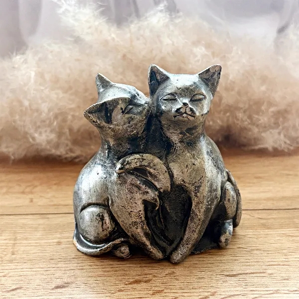 Figurine couple de chat poudre de marbre effet patine bronze