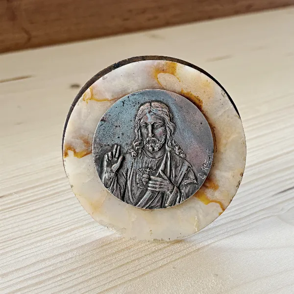 Ancien médaillon Sacré Cœur de Jésus sur marbre fin XIXe à poser ou suspendre
