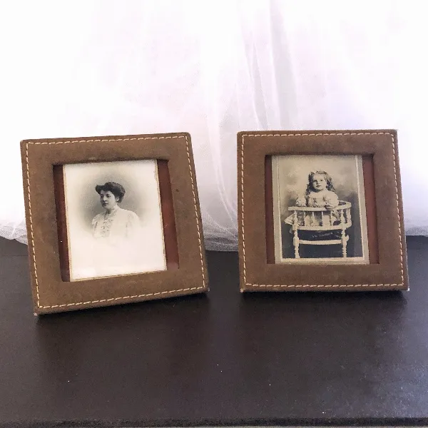 Lot de 2 cadres porte photo sous verre à poser ou mural  vintage 30/50